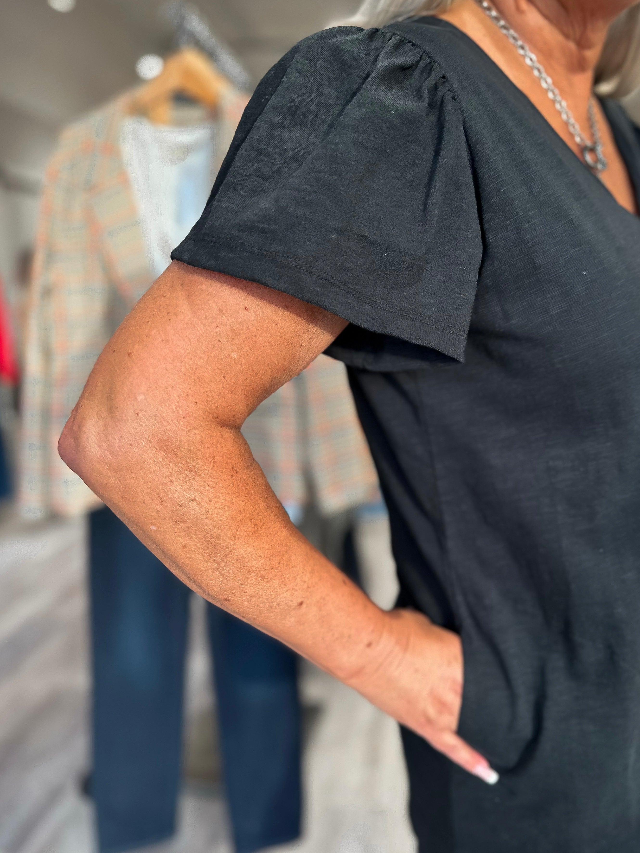 Mainstream Boutique Stillwater Women’s Flutter Sleeve Dress