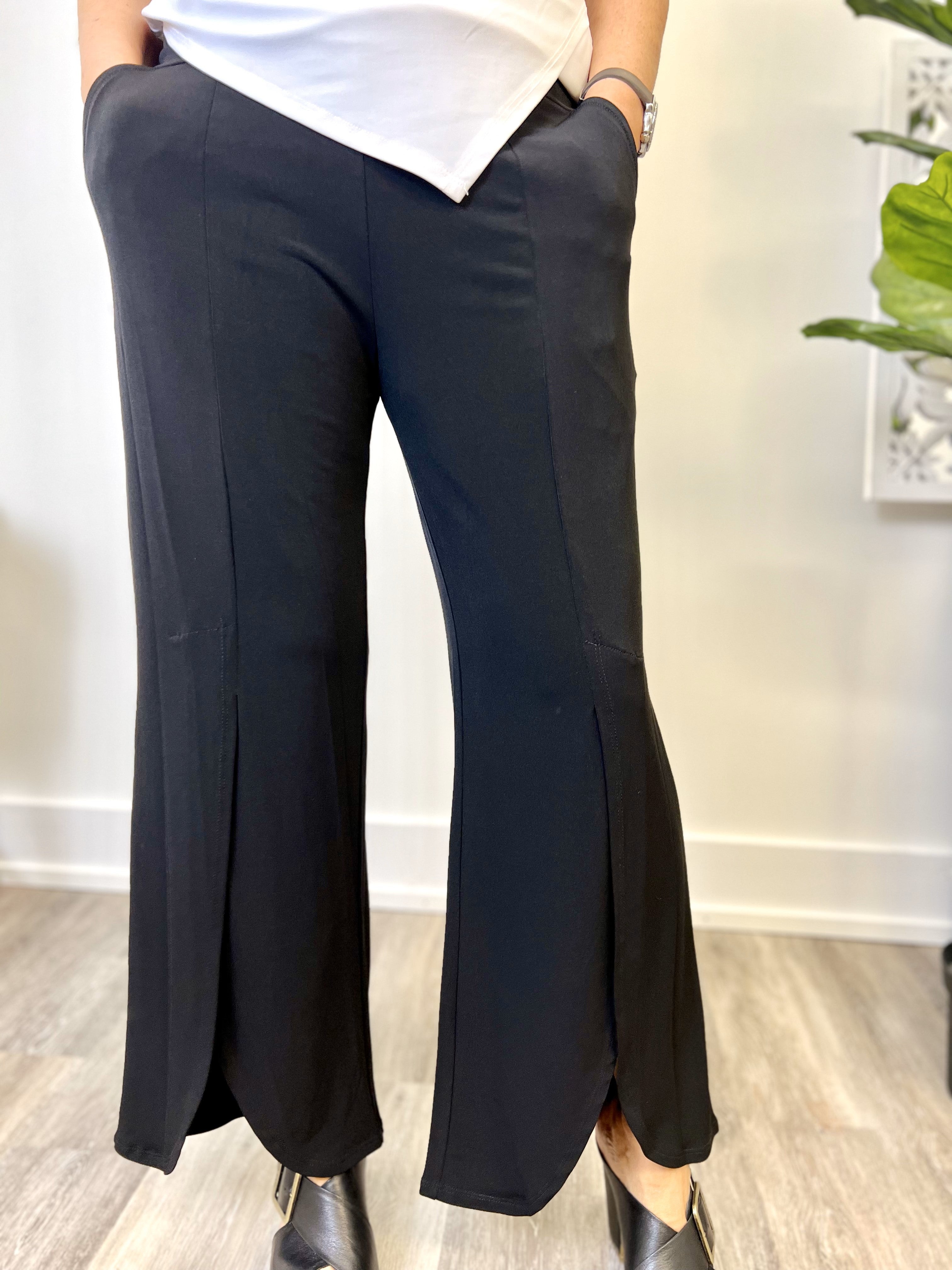 Mainstream Boutique Stillwater Women’s Soft Slit Front Ankle Pant