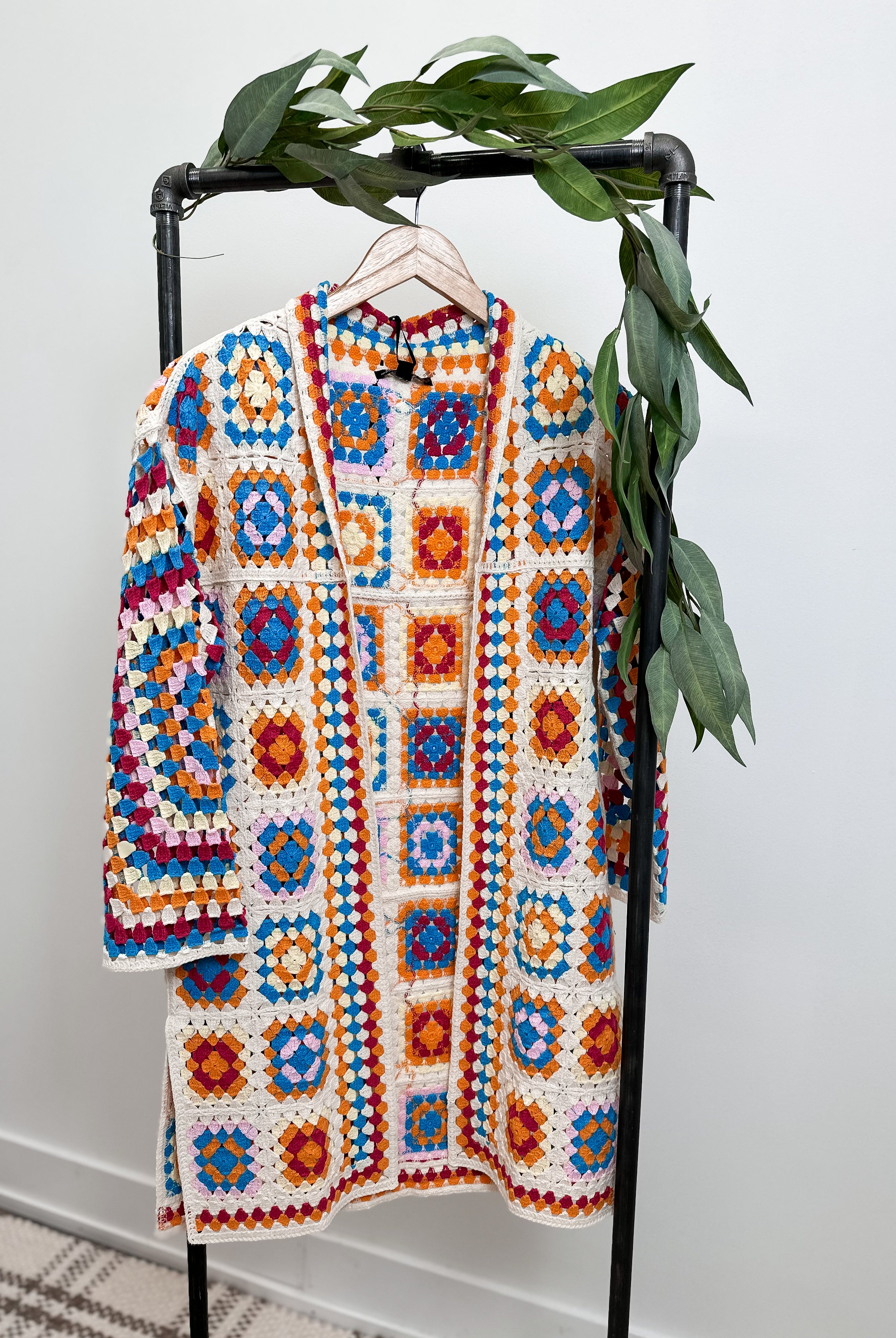 Mainstream Boutique Stillwater Women’s Crochet Cardigan